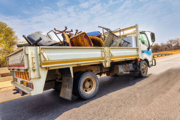 Best Retail Junk Removal  in Louisburg, KS